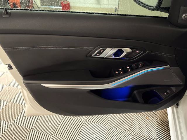 Used 2019 BMW 330i Sedan RWD image 16