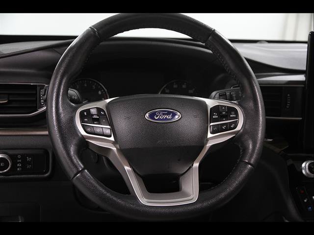 Certified 2023 Ford Explorer Limited w/ Hybrid Equipment Group 310A AWD/4WD image 8