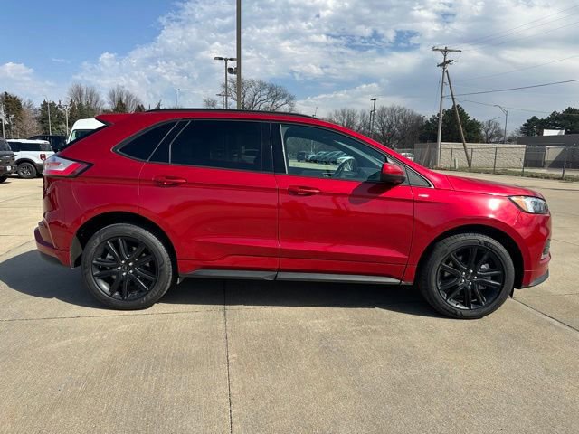 Certified 2023 Ford Edge ST-Line image 7