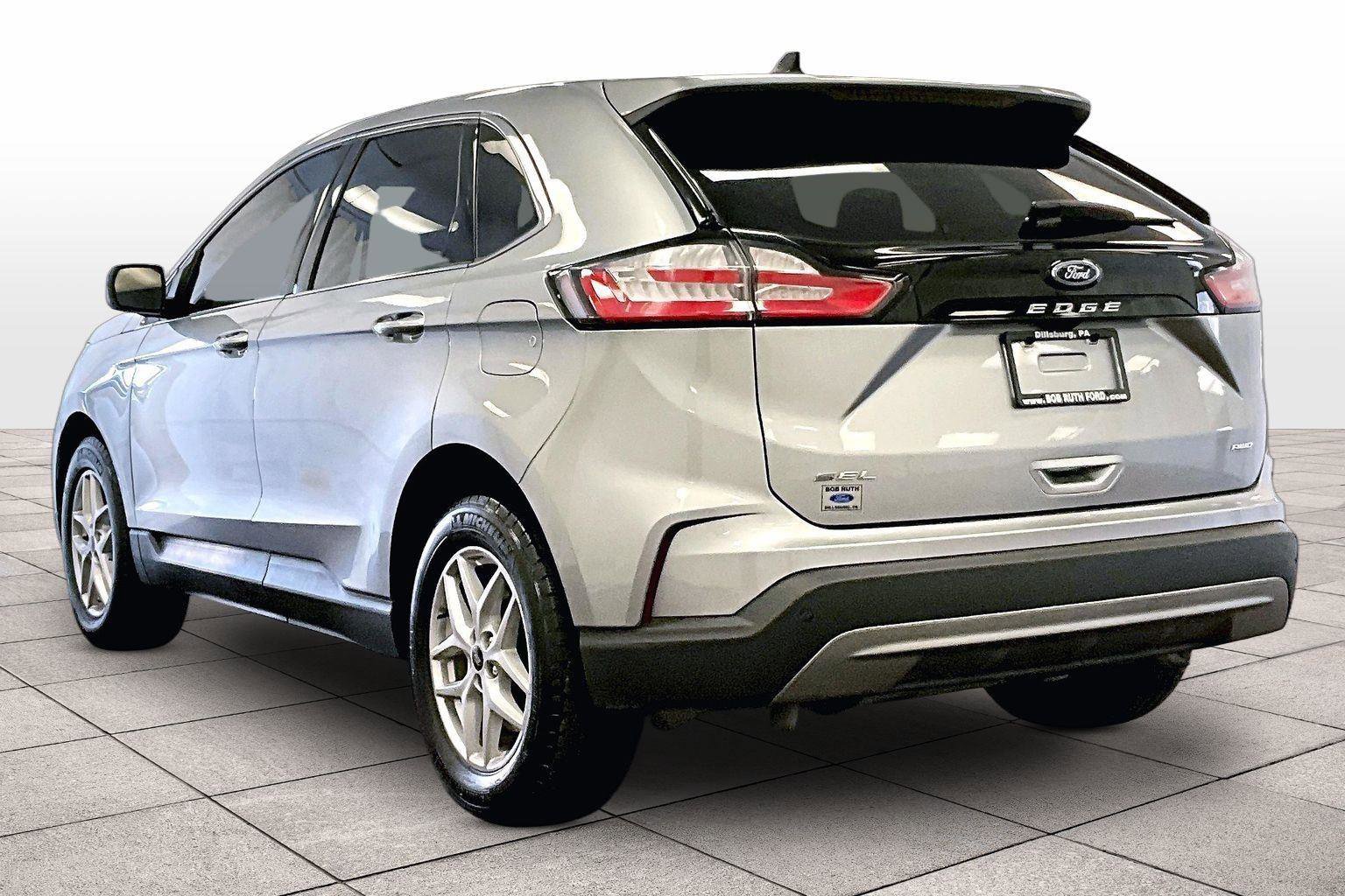 Certified 2023 Ford Edge SEL w/ Convenience Package image 10