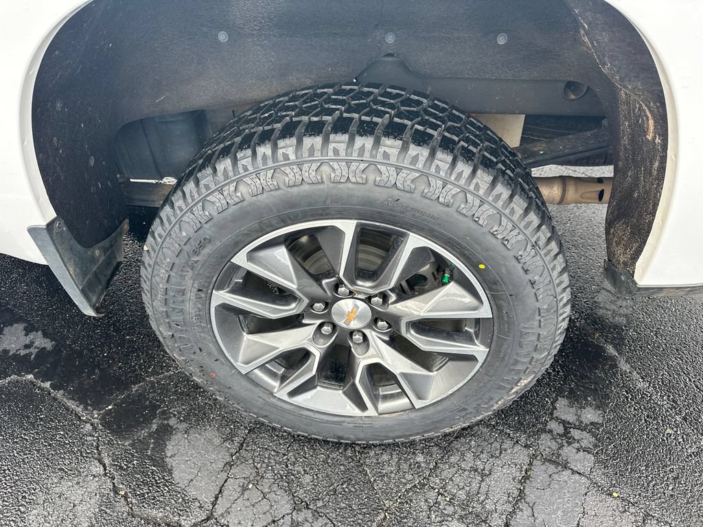 Used 2024 Chevrolet Silverado 1500 RST AWD/4WD image 20
