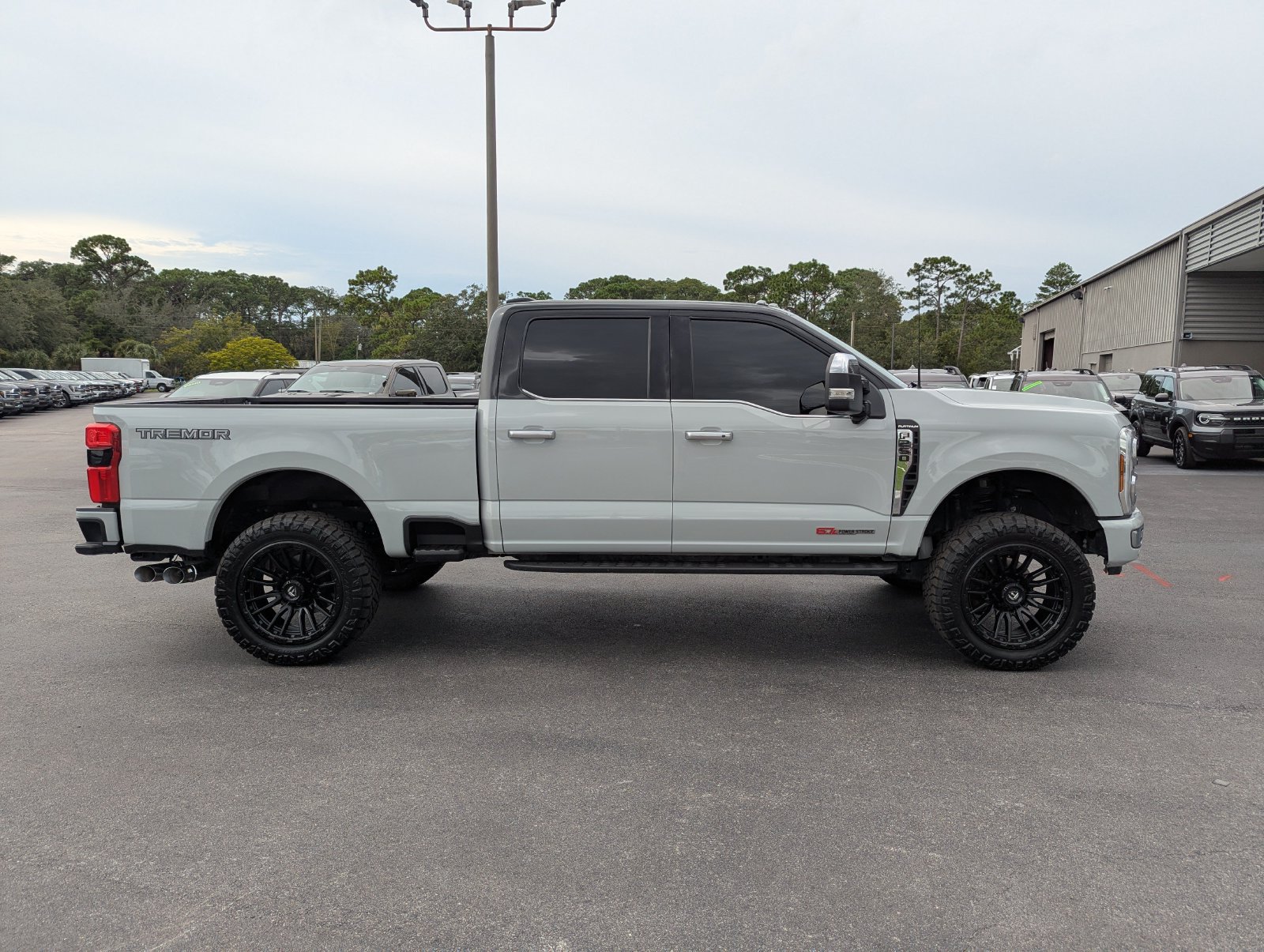 Certified 2026 Ford F250 Platinum w/ Platinum Plus Package AWD/4WD image 2
