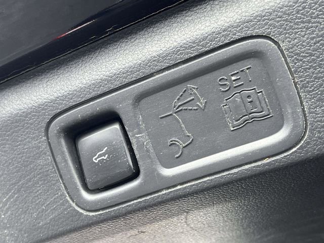 Certified 2023 Ford Expedition XLT image 15