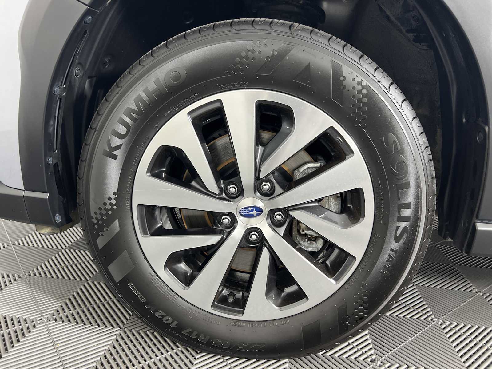 Used 2024 Subaru Outback Premium AWD/4WD image 14