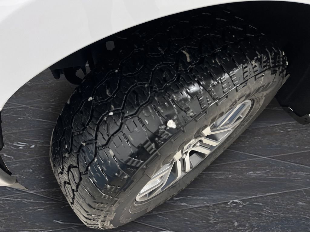 Certified 2022 Ford F150 Lariat w/ Equipment Group 501A Mid image 43