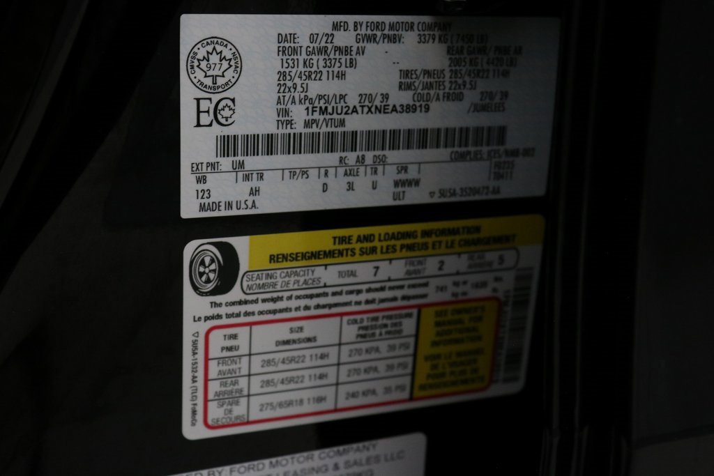 Certified 2022 Ford Expedition Limited w/ Equipment Group 304A image 29