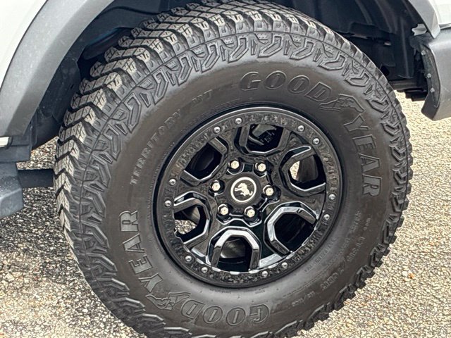 Certified 2024 Ford Bronco Wildtrak AWD/4WD image 12