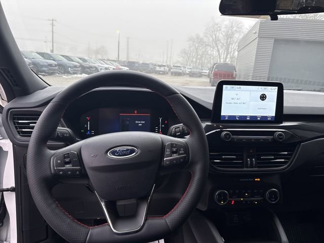 Certified 2024 Ford Escape ST-Line Select image 28