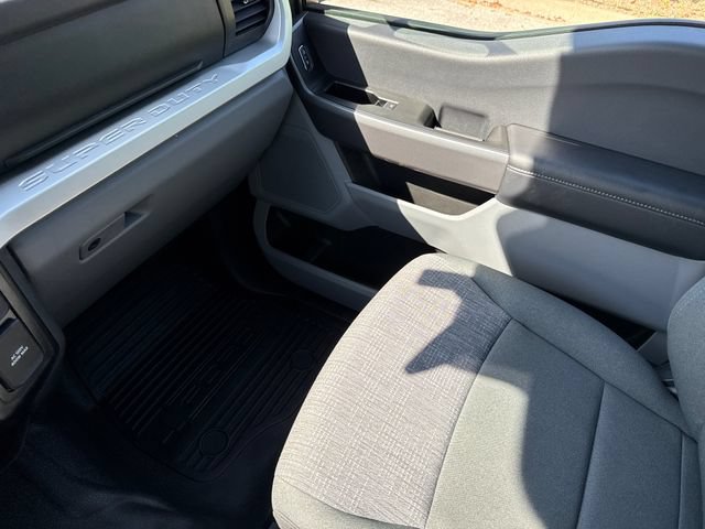 Certified 2025 Ford F350 XLT AWD/4WD image 17