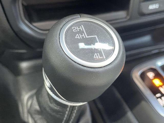 Used 2024 Jeep Gladiator Sport w/ Premium Package image 27