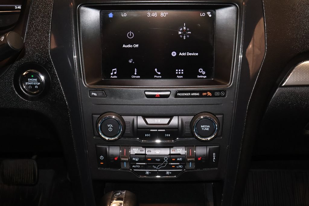 Certified 2019 Ford Explorer XLT w/ Equipment Group 201A AWD/4WD image 30