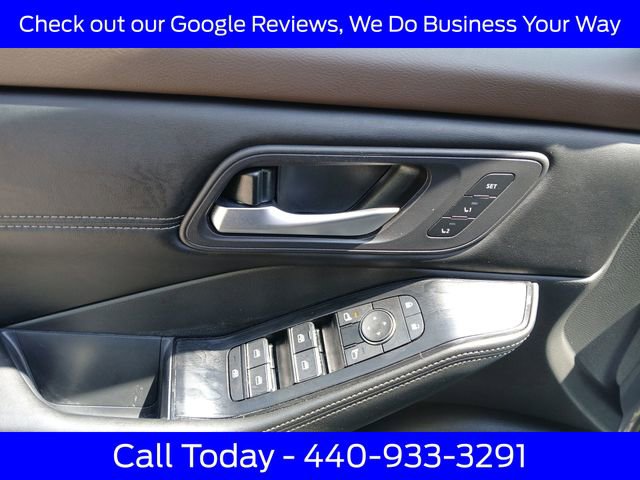Used 2023 Nissan Rogue SL AWD/4WD image 19