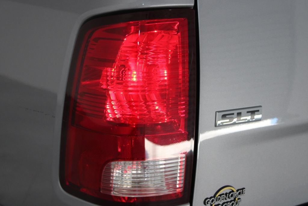 Used 2024 RAM 1500 Classic SLT AWD/4WD image 46