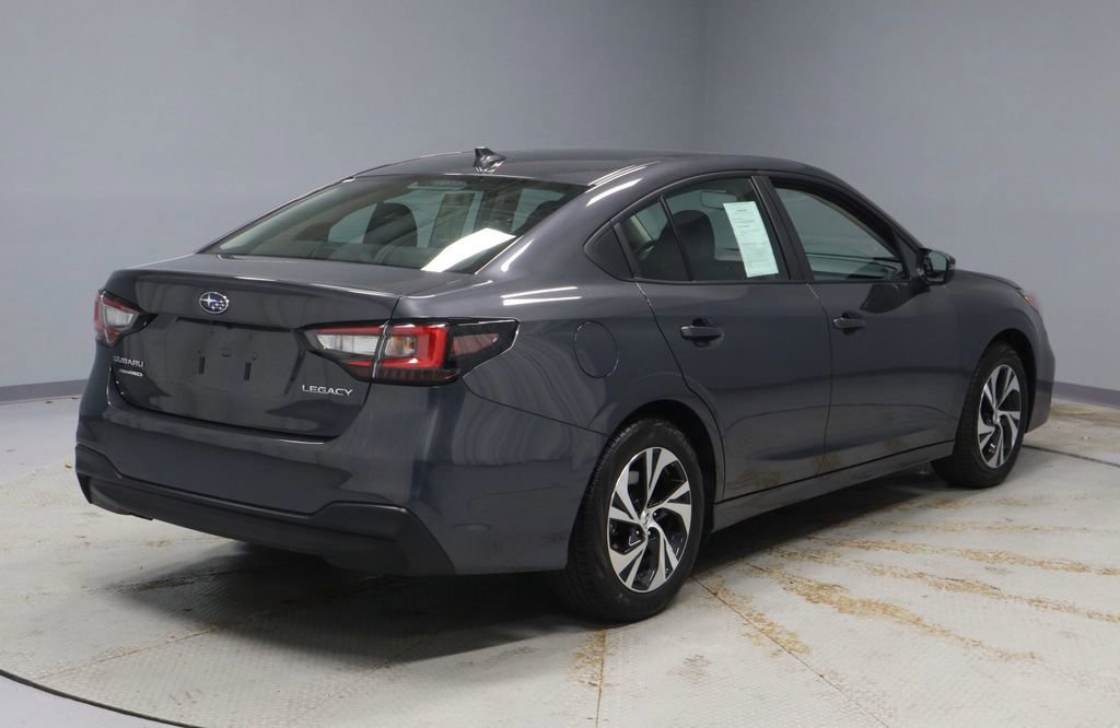 Used 2025 Subaru Legacy Premium image 5