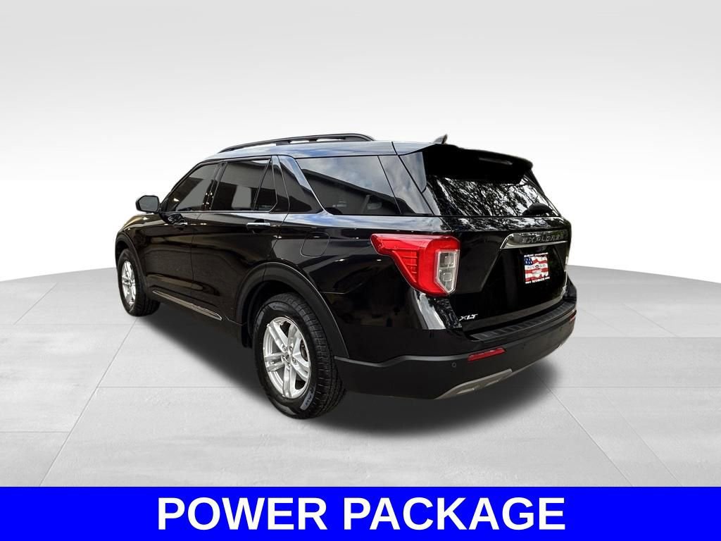 Certified 2022 Ford Explorer XLT w/ Equipment Group 202A RWD image 5