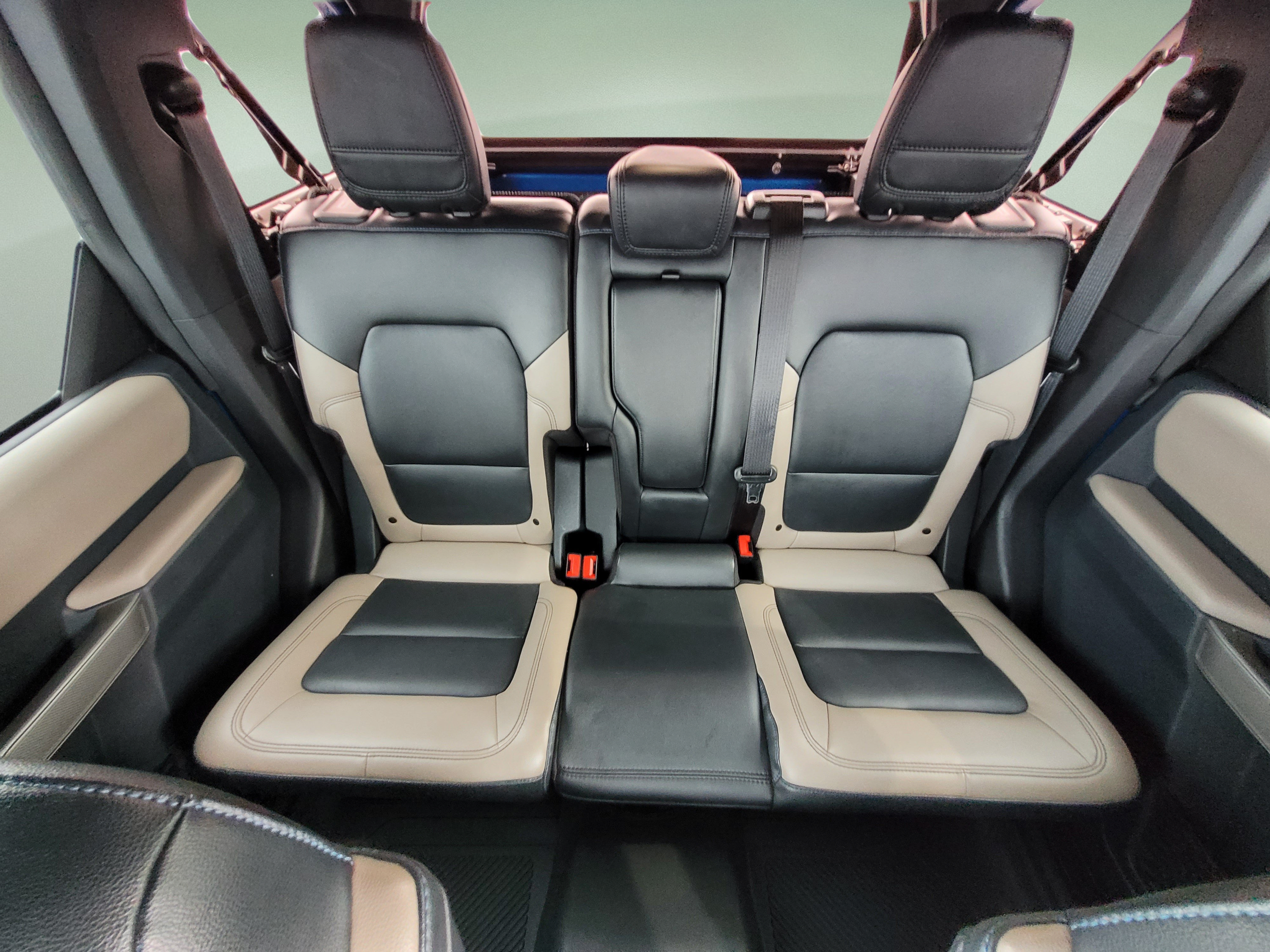 Certified 2023 Ford Bronco Wildtrak AWD/4WD image 19