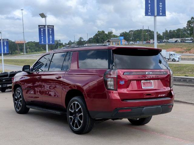 Used 2023 Chevrolet Suburban RST w/ Luxury Package AWD/4WD image 5
