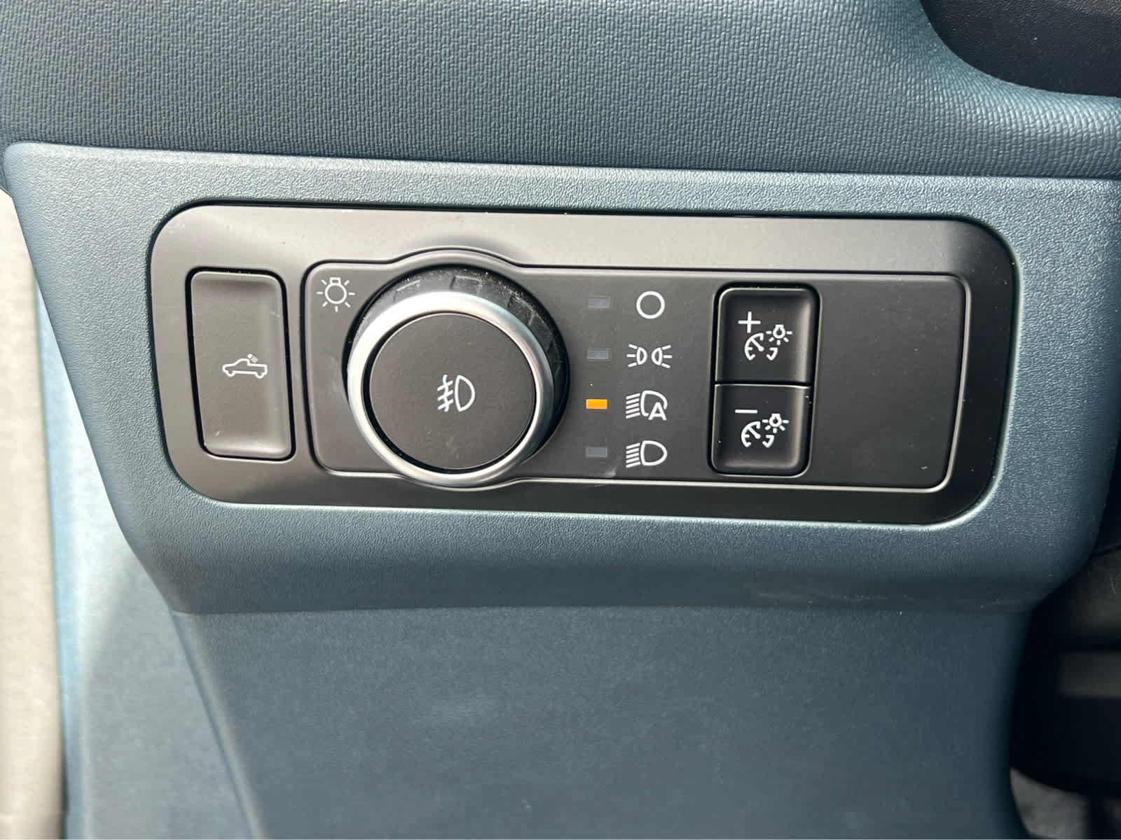 Certified 2025 Ford Maverick Lobo AWD/4WD image 35