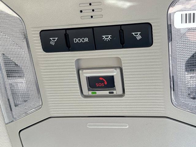 Used 2025 Toyota RAV4 XLE w/ Weather Package AWD/4WD image 18