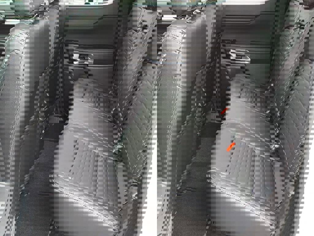 Certified 2025 Ford Ranger Lariat w/ Convenience Package image 17