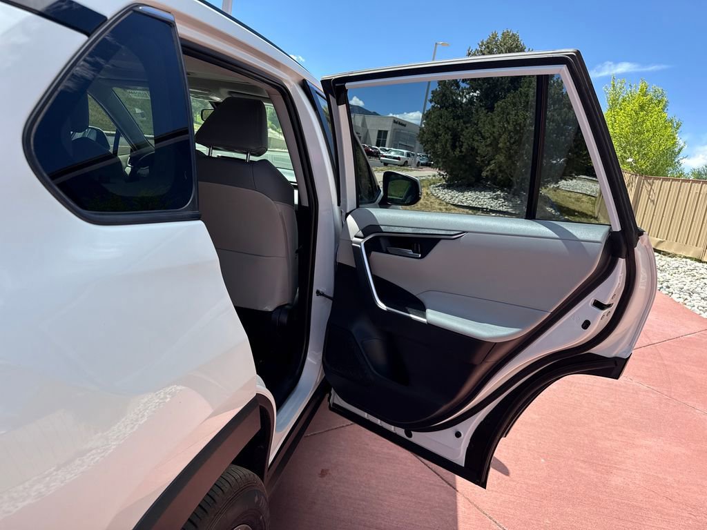 Used 2025 Toyota RAV4 XLE Premium w/ Weather Package AWD/4WD image 25
