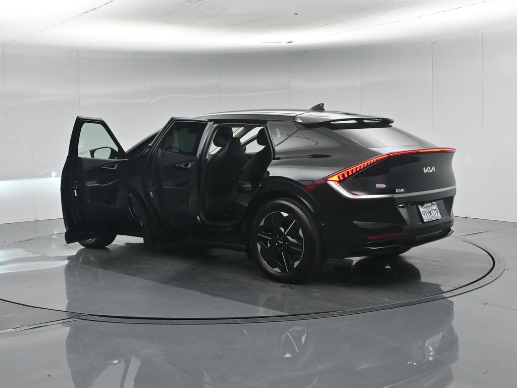 Used 2025 Kia EV6 Wind RWD image 36