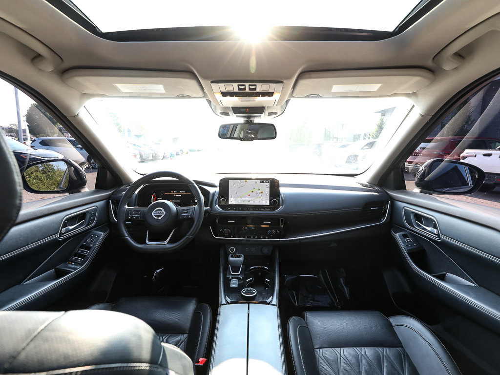 Used 2021 Nissan Rogue Platinum AWD/4WD image 25