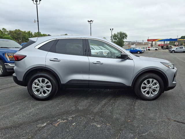 Certified 2024 Ford Escape Active image 8