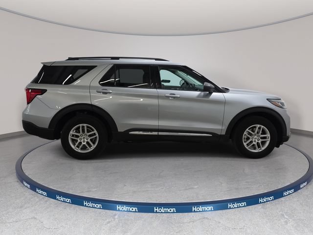 Certified 2025 Ford Explorer Active AWD/4WD image 5