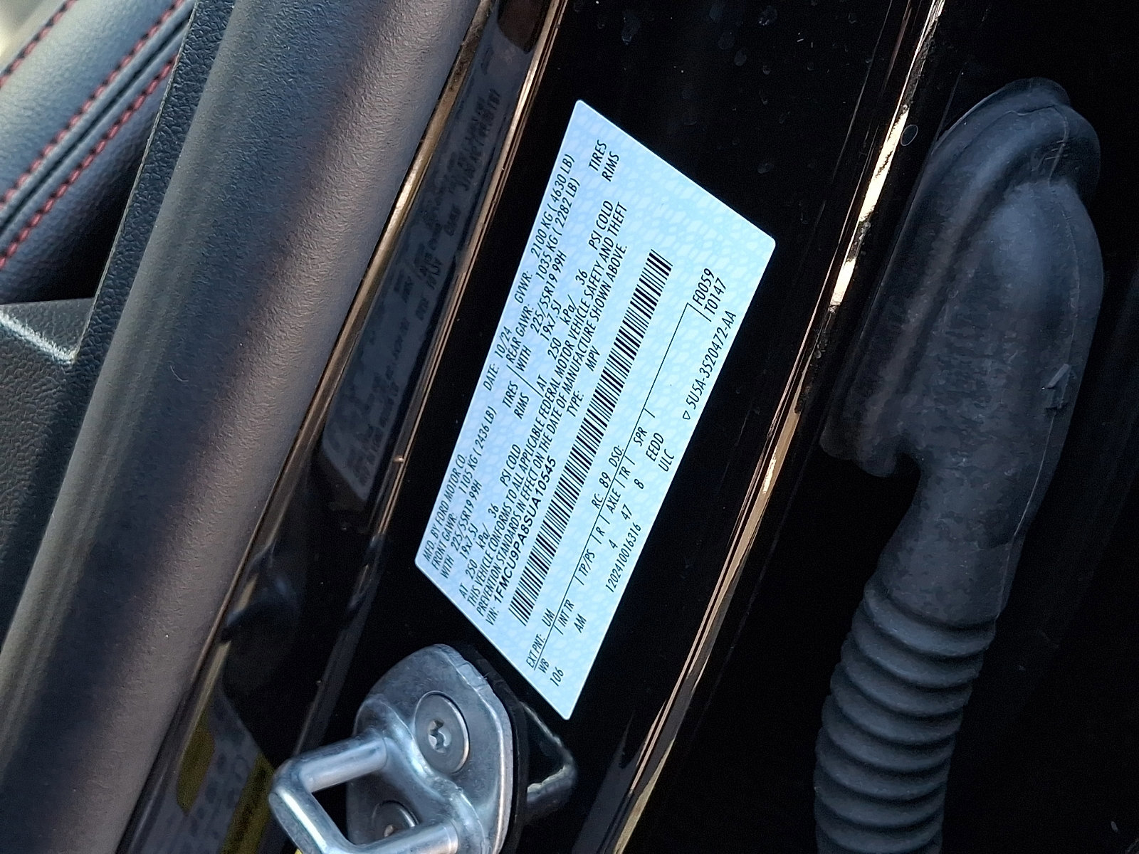 Certified 2025 Ford Escape ST-Line Elite w/ Premium Technology Package image 27