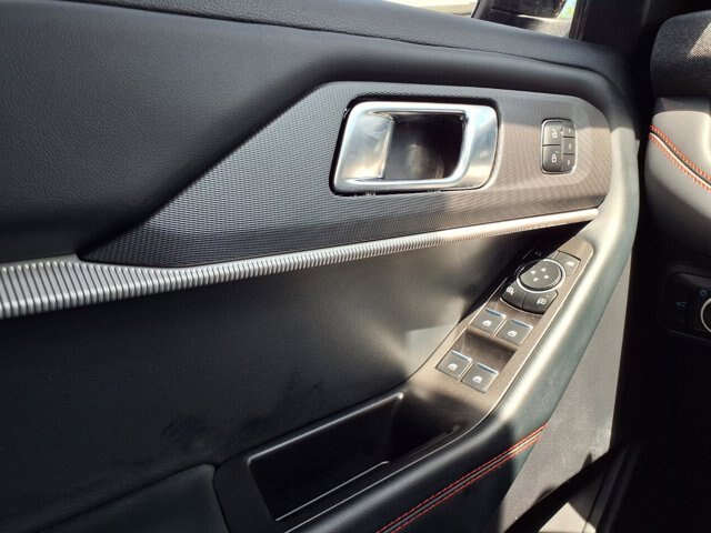 Certified 2025 Ford Explorer ST AWD/4WD image 21