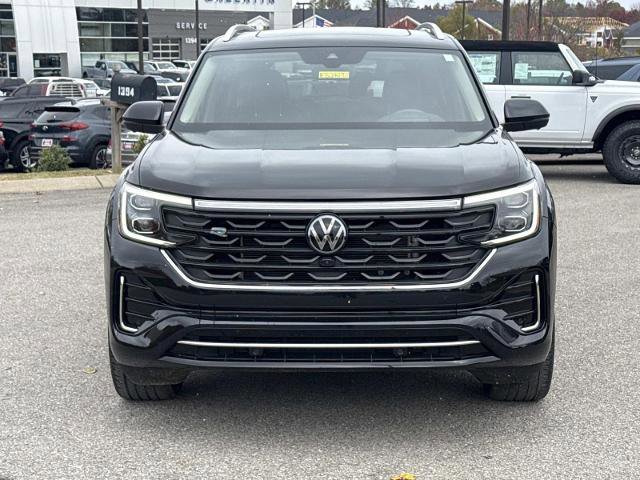 Used 2024 Volkswagen Atlas SEL Premium R-Line image 2