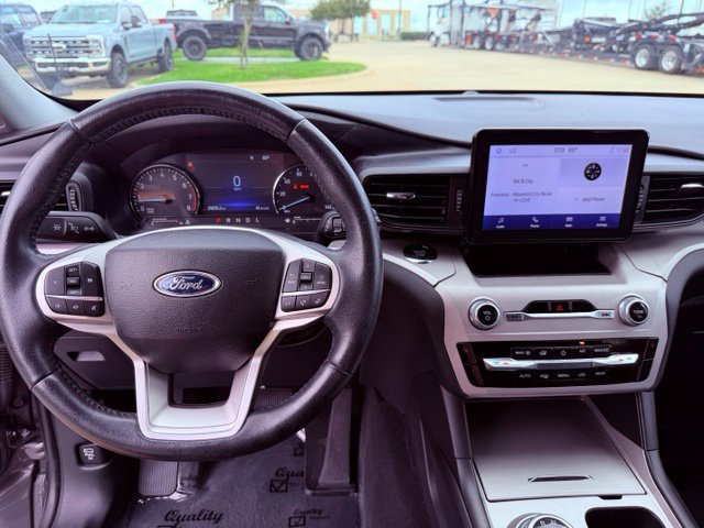 Certified 2023 Ford Explorer XLT RWD image 14