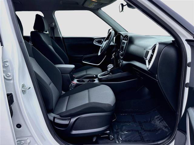 Used 2022 Kia Soul LX w/ Technology Package FWD image 27