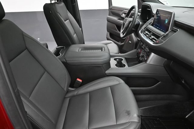 Used 2024 Chevrolet Tahoe Z71 w/ Luxury Package AWD/4WD image 33