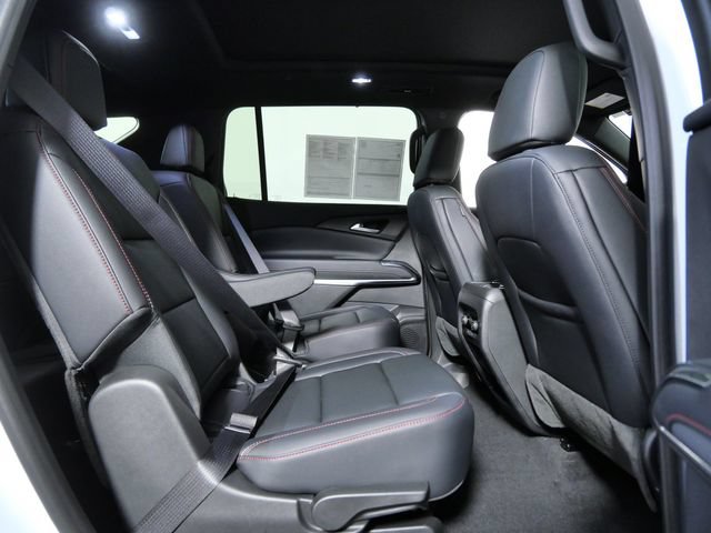 Used 2026 Chevrolet Traverse Z71 w/ Driver Confidence Package AWD/4WD image 13