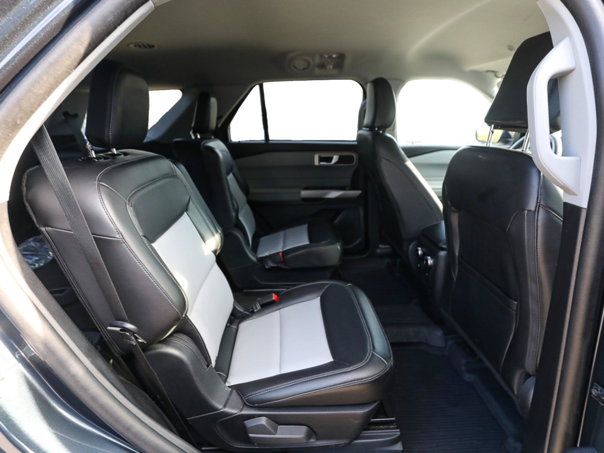 Certified 2023 Ford Explorer XLT w/ Equipment Group 202A AWD/4WD image 20