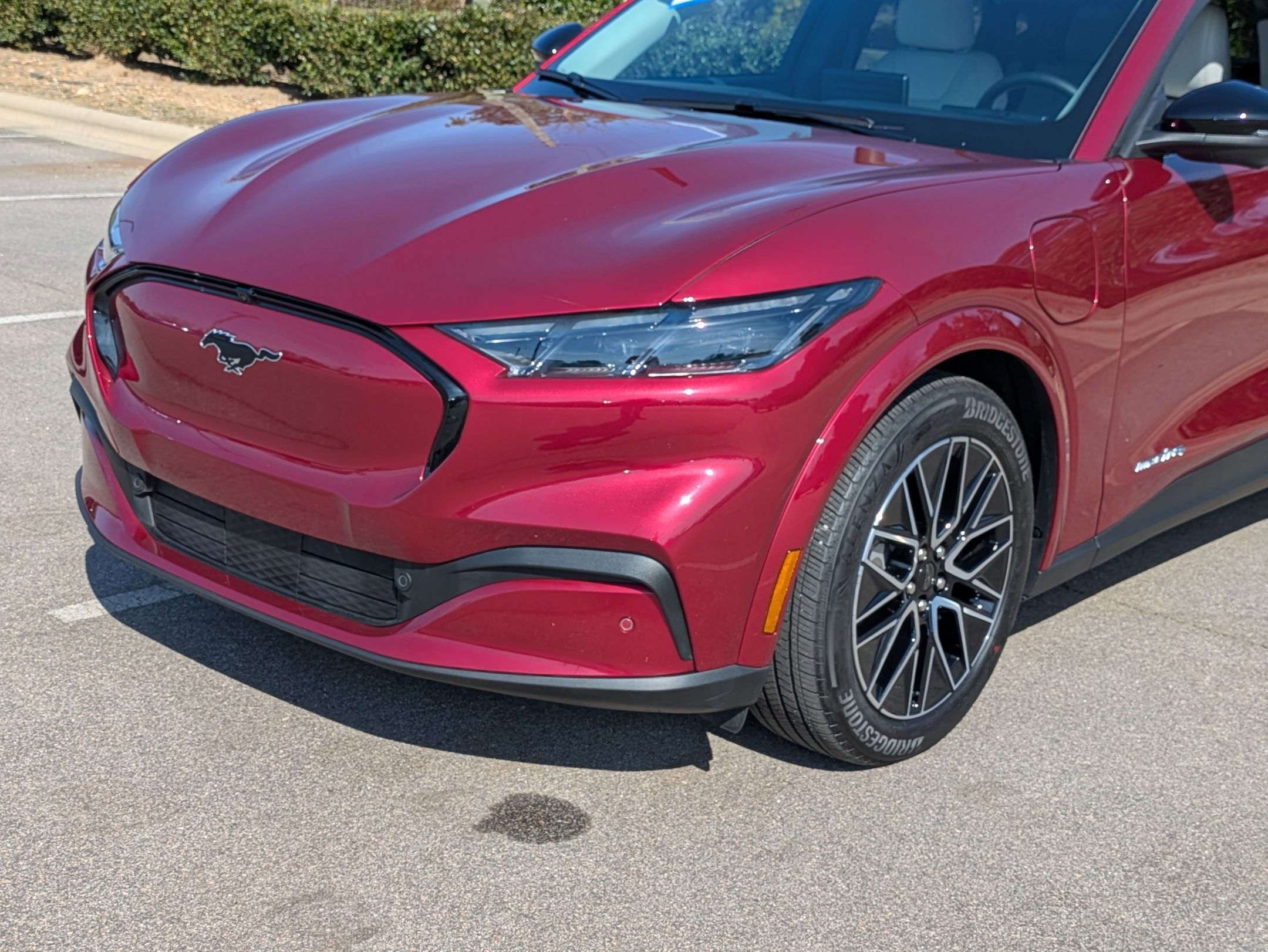 Certified 2025 Ford Mustang Mach-E Premium image 2