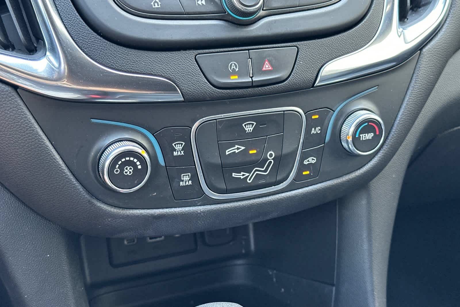 Used 2024 Chevrolet Equinox LT FWD image 21