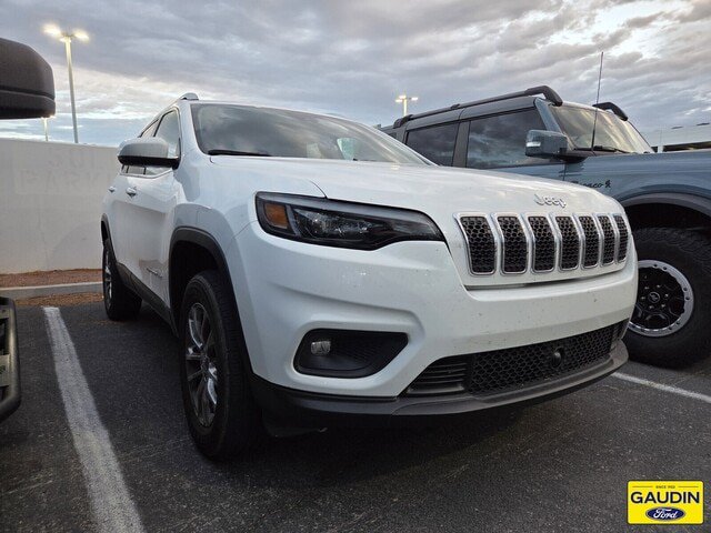 Used 2021 Jeep Cherokee Latitude Lux w/ Sun & Sound Group AWD/4WD image 3