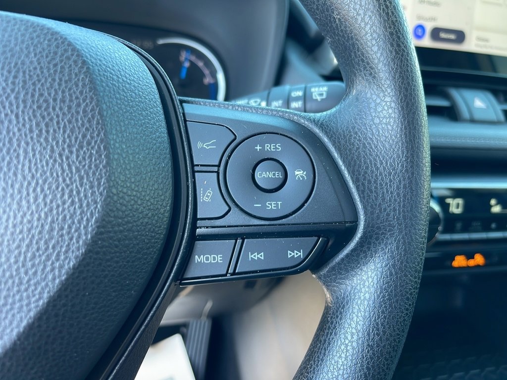 Used 2024 Toyota RAV4 XLE image 24