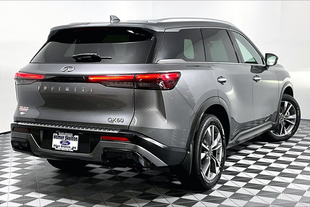 Used 2023 INFINITI QX60 Luxe w/ Vision Package AWD/4WD image 12
