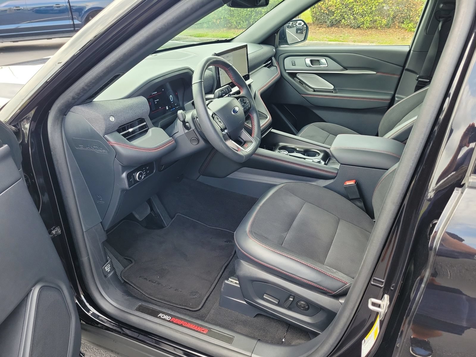 Certified 2025 Ford Explorer ST RWD image 17