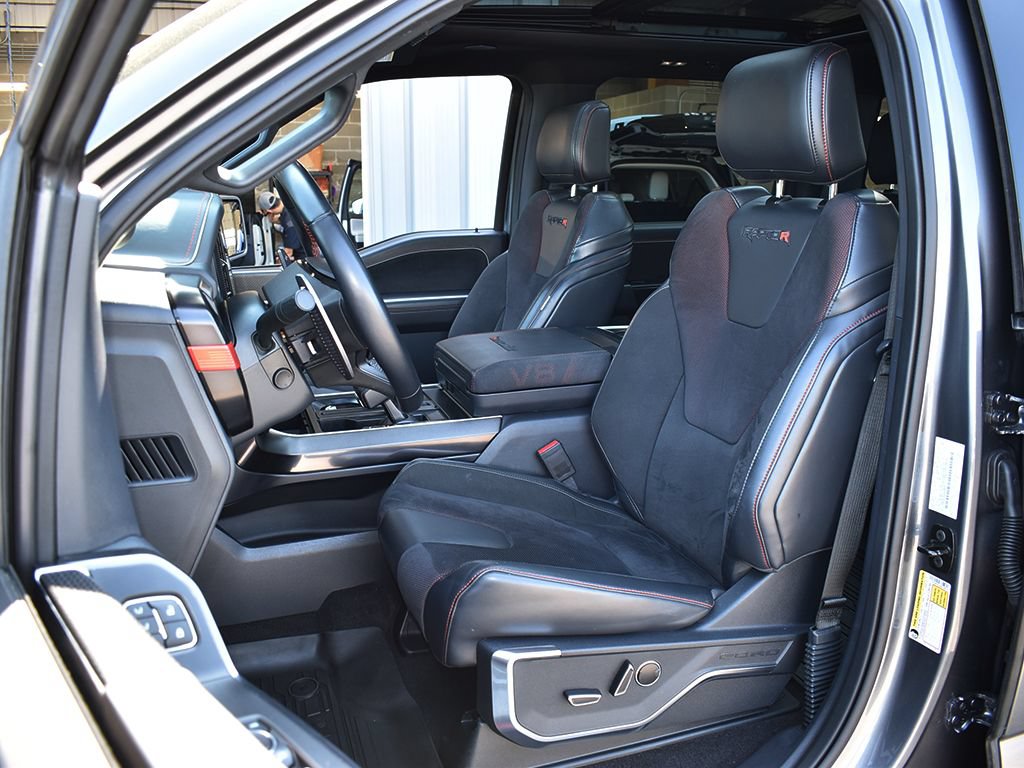 Certified 2025 Ford F150 Raptor w/ Equipment Group 803A Raptor R AWD/4WD image 5