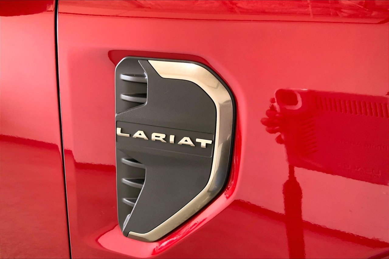 Certified 2025 Ford Ranger Lariat w/ FX4 Off-Road Package AWD/4WD image 7
