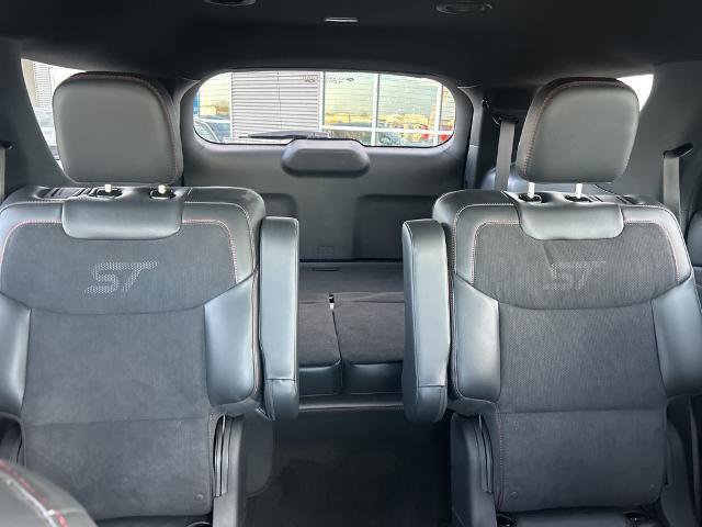 Certified 2025 Ford Explorer ST image 12