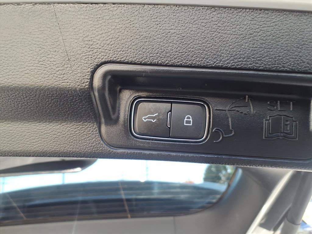 Certified 2022 Ford Explorer XLT w/ Equipment Group 202A image 13