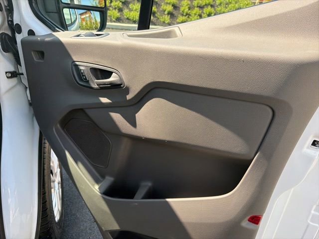 Certified 2025 Ford Transit 250 Low Roof w/ Exterior Upgrade Package RWD image 38