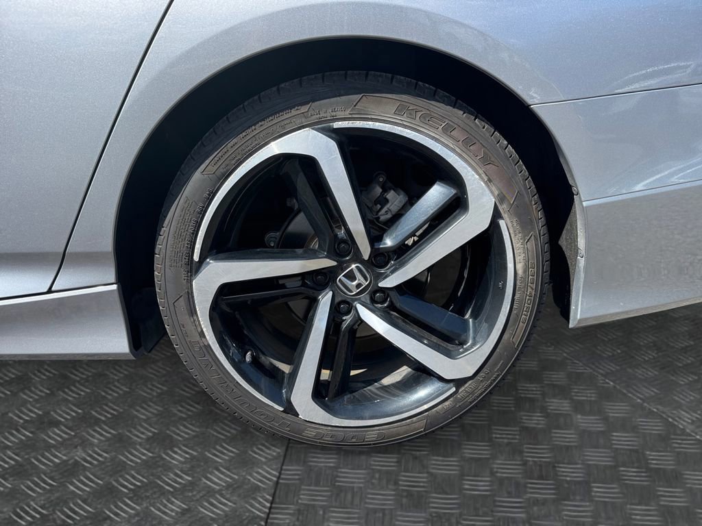 Used 2022 Honda Accord Sport image 18