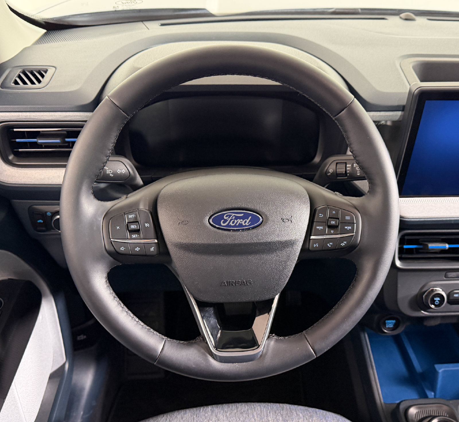 Certified 2026 Ford Maverick XLT w/ XLT Luxury Package AWD/4WD image 9